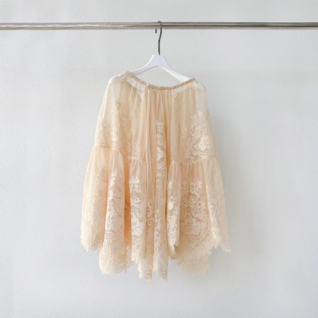 The Hypnotic Tiered Lace Blouse in Cream