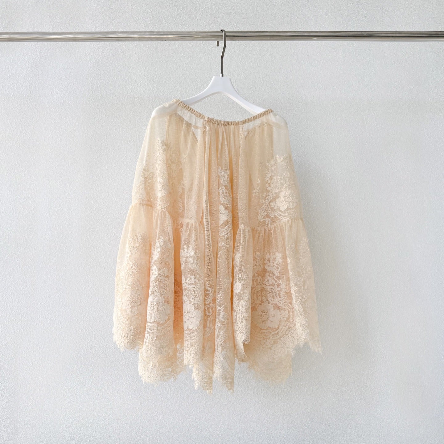 The Hypnotic Tiered Lace Blouse in Cream